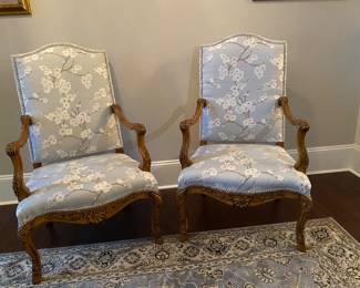 Very nice Hooker Louise IV chairs.