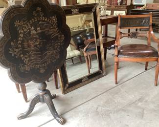 Tilt table - black mirror- arm chair