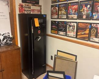 Gun safe  
 
