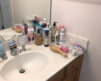 Items Located In The 4th Bedroom