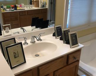 Items Located In The 2nd Bedroom