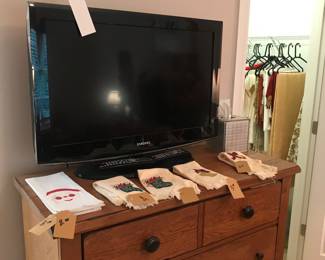 Items Located In The 3rd Bedroom