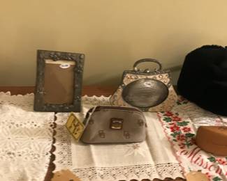 Items Located In The 2nd Bedroom