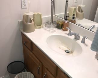 Items Located In The 3rd Bedroom