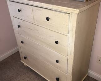 Items Located In The 4th Bedroom