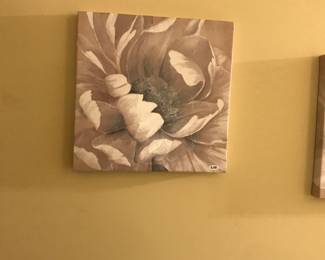 Items Located In The 2nd Bedroom
