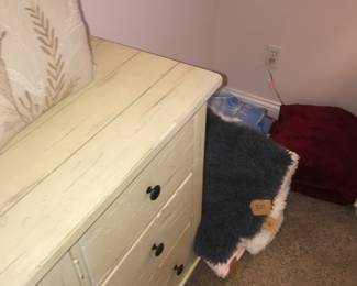 Items Located In The 4th Bedroom