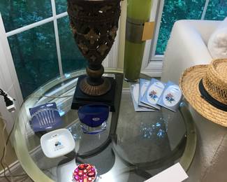 Items Located In The 2nd Bedroom