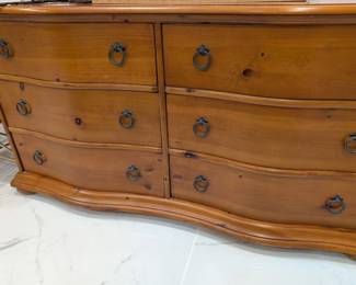 Dresser that matches the queen bed