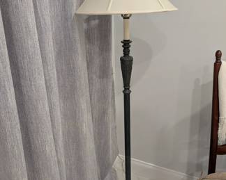 Floor lamp