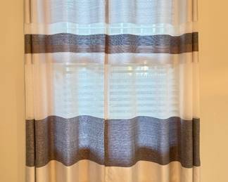 (4) Curtain Panels