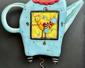 Michelle Allen Teapot Clock