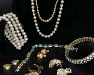 BO366Eclectic Costume Jewelry