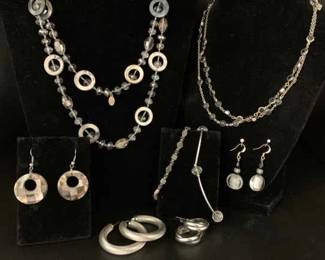 CT222Shells Beads Costume Jewelry