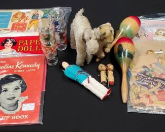 BO364Miscellaneous Vintage Mementos For Kids