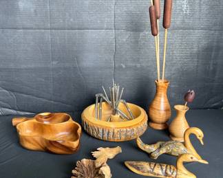 BO365Vintage Wood Decor