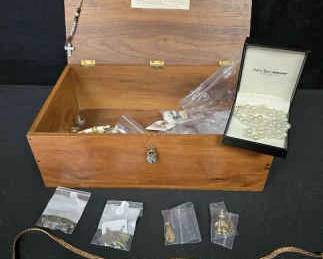 BO456Jewelry mystery lot
