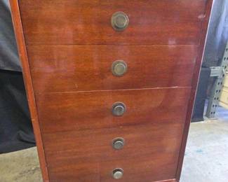 BO375Thomasville Solid Wood Dresser 5 Drawer