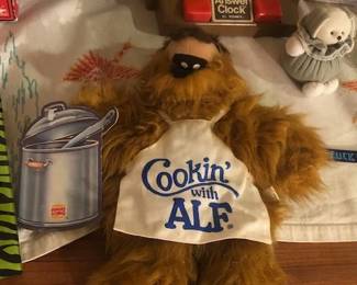 Vintage Alf/Burger King stuffed toy