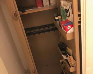 Gun safe