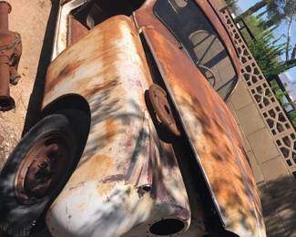 Vintage Jaguar- needs A LOT of work..