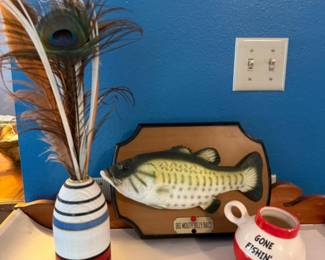 83 BigMouthBillyBassAnimatronicNauticalDecor