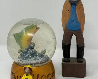 170 VintageHandcraftedSailorFolkArtCaptainHookSnowGlobe