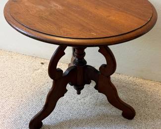 57 AntiqueEastlakeStyleDropTopParlorTable