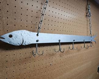 174 CustomMadeAluminumHangingRackSmallSalmon