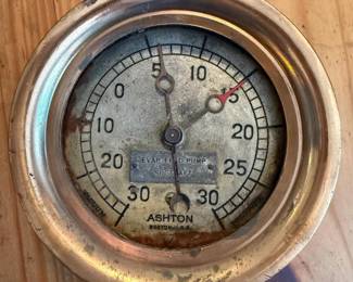 72 VintageAshtonValveCoVacuumPressureGauge