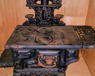 Salesman's sample stove