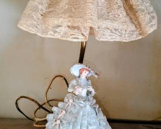 Hoop skirt lamp