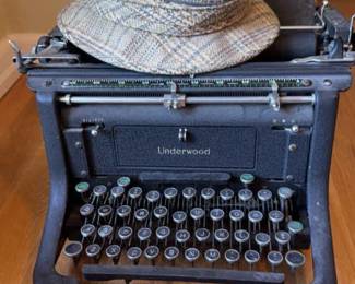 Underwood Typewriter