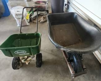 Wheel Barrow SpreaderBroadcaster