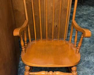 LZ Kamman Rocking Chair