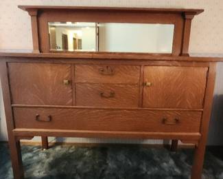 Tiger Oak Buffet
