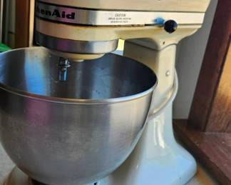 White Kitchen Aid