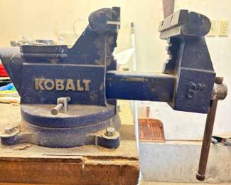 Kobalt 6 Inch Bench Vise