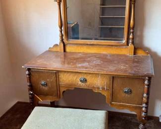 Vanity For Refurbishing