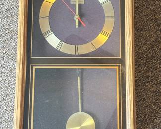 Linden Quartz Clock