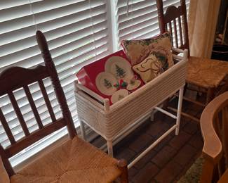 2 of a set of 6 turned oak chairs with rush seats 