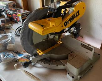 Dewalt 12” mitre saw