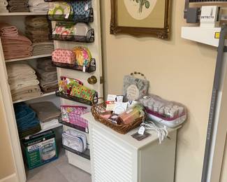 Towels and accessories