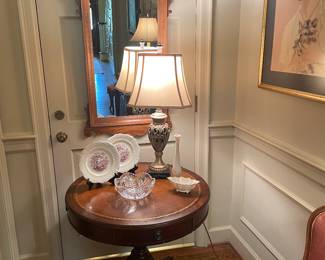 Mahogany leather top drum table