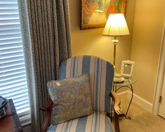 Mahogany armchair 