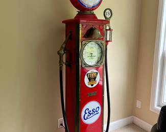 Esso Petroleum Decor Pump, great show piece!