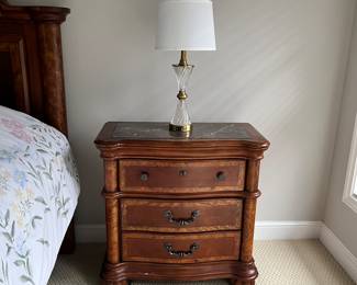 Night Stand w/Lamp
