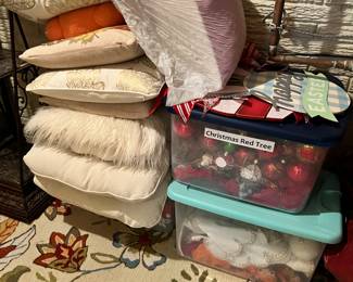 Throw Pillows and Holiday