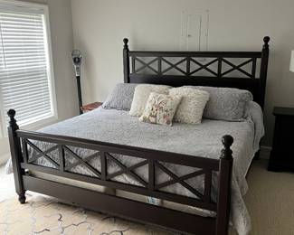 King Size Bed, Linens, Area Rug