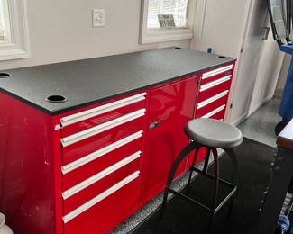 Tool Bench / Cabinet